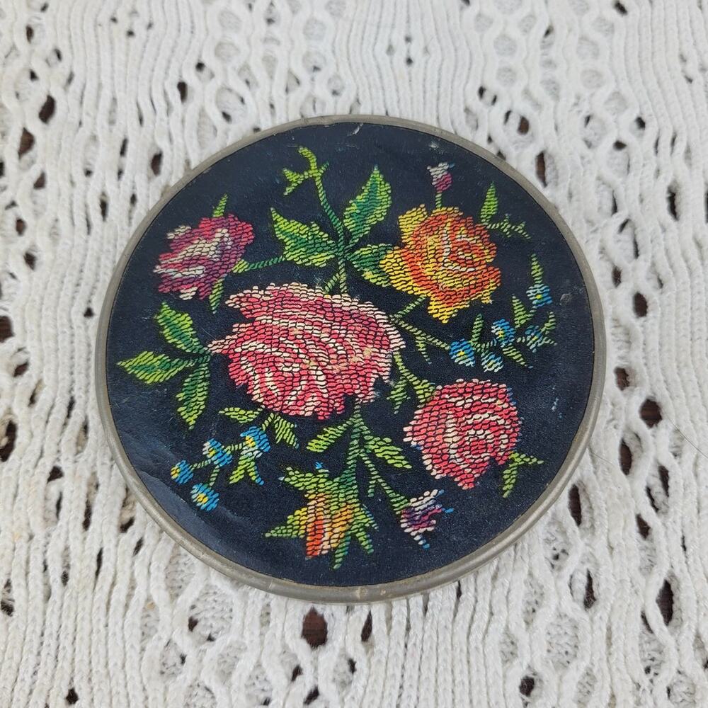 Vintage IW Rice Imports Japan Floral Flowers Folding Double Makeup Comact Mirror
